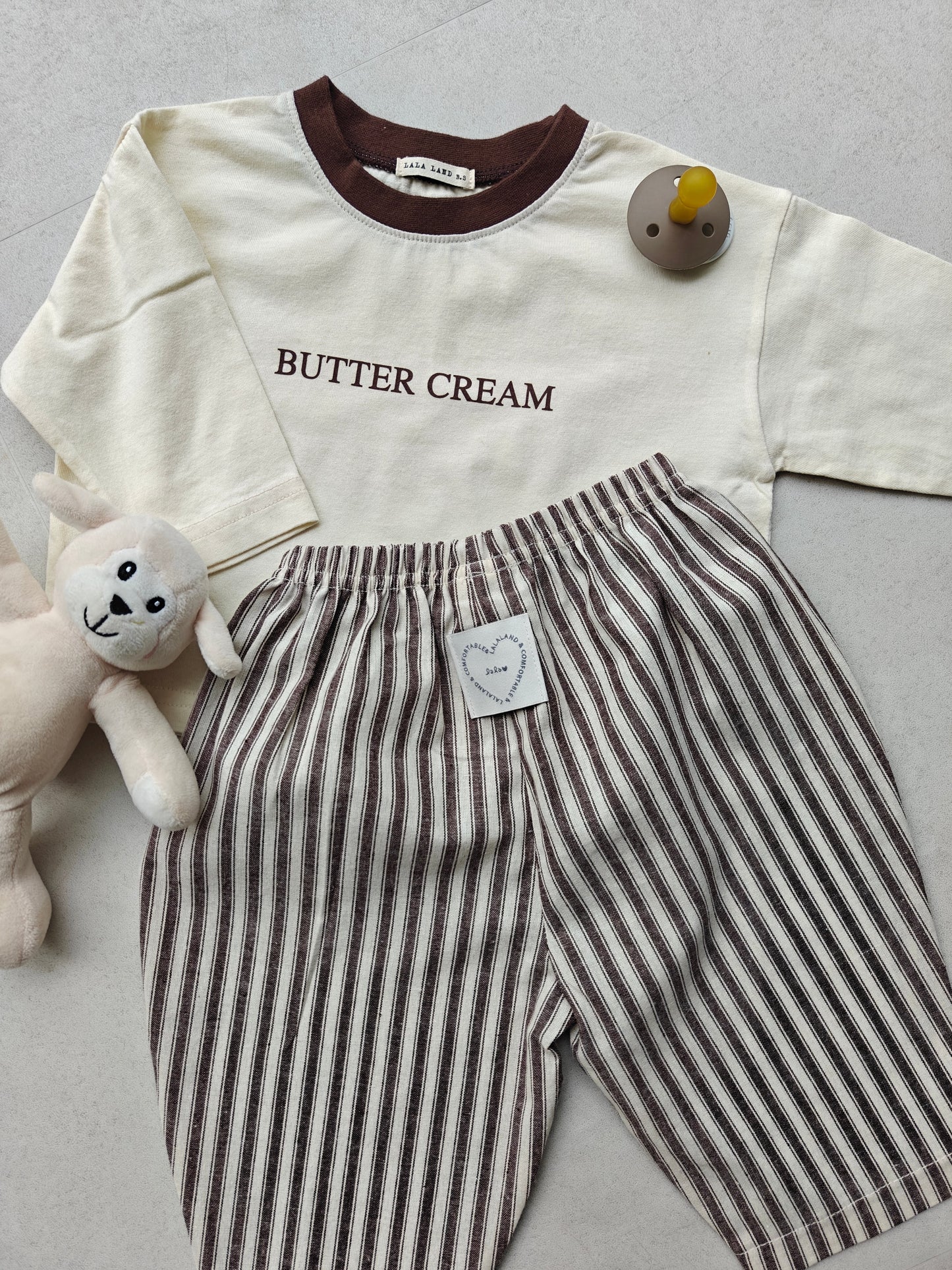 Butter Cream Tee