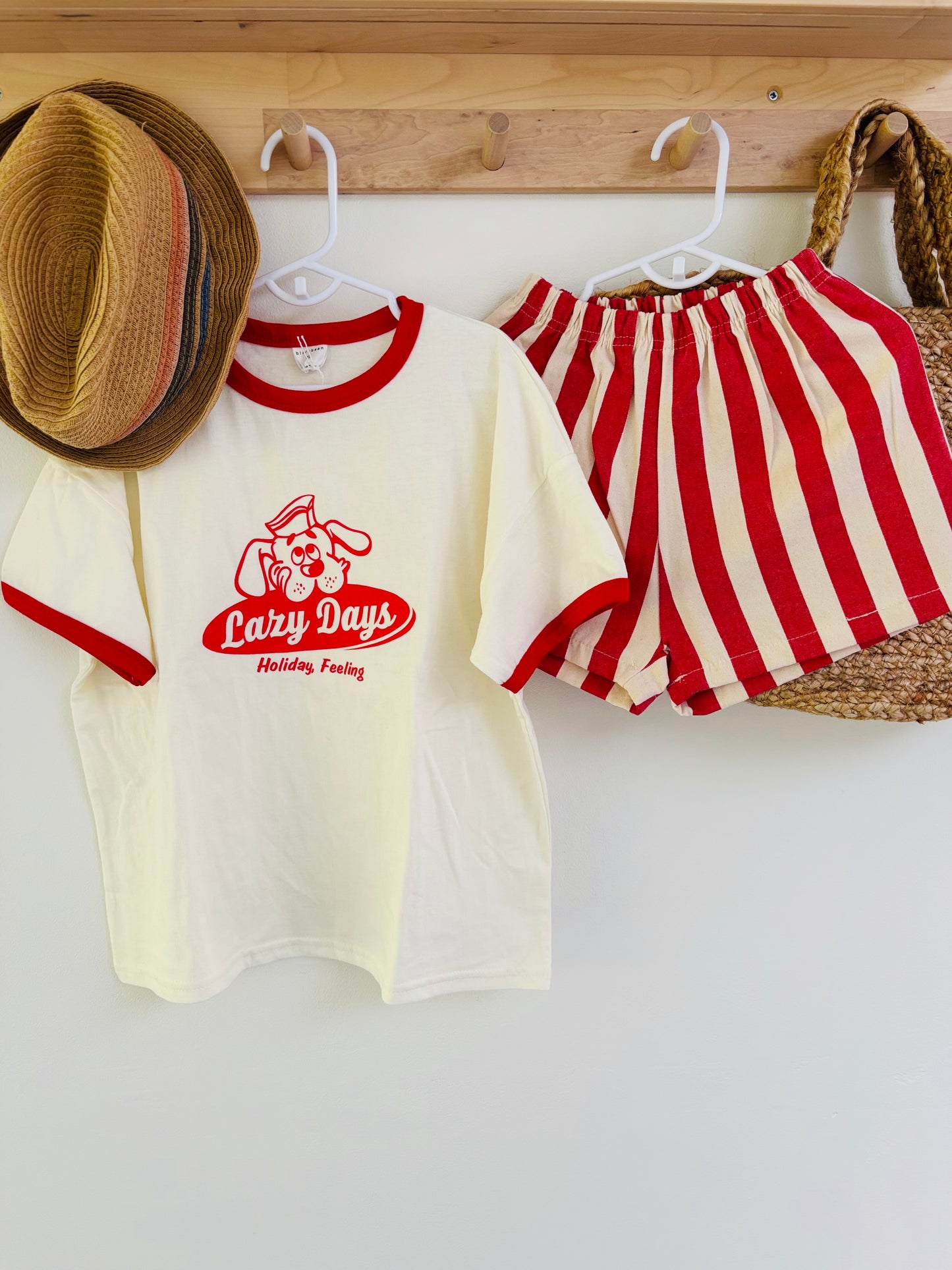 Friends Tee