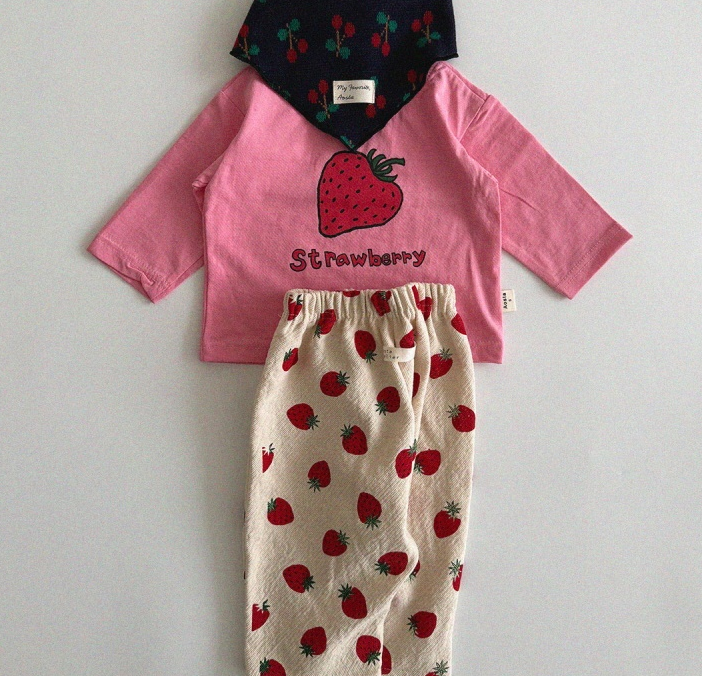 Strawberry Tee Pink